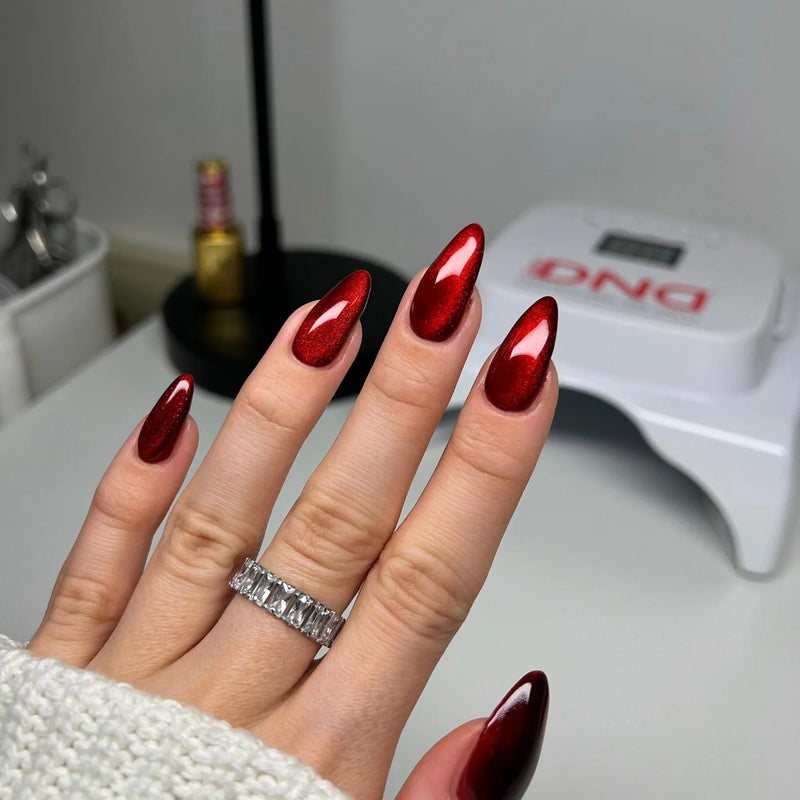 Bộ sản phẩm bóng thủy tinh Diva 9D Cat Eyes Collection 12 màu #1 - #12 CHỈ DÙNG GEL