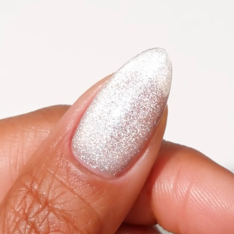 DND 9D Cat Eyes 01 Chrome Cat - Angelina Nail Supply NYC