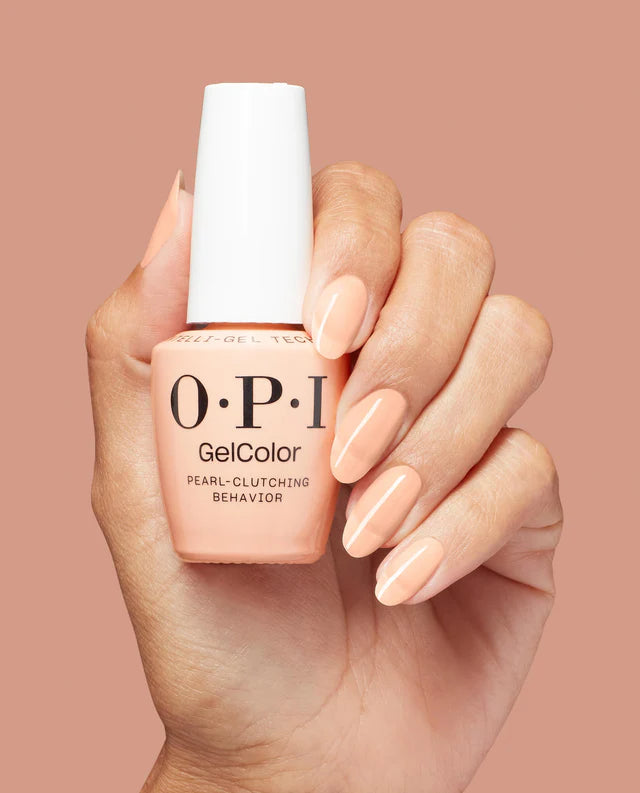 OPI Gel Color GCT S049 Pearl-Clutching Behavior